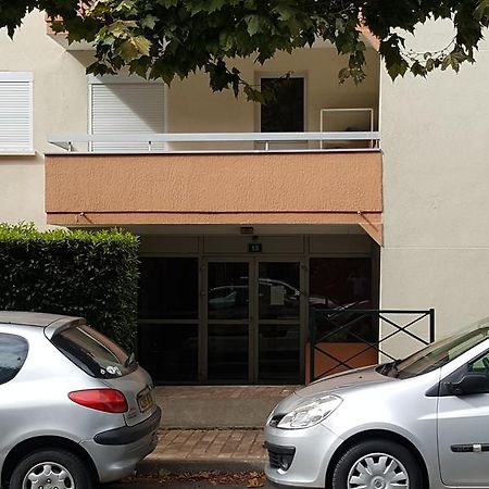 Le Marnois-Gare Apartment Noisy-le-Grand ภายนอก รูปภาพ