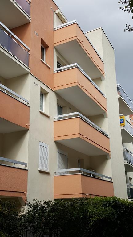 Le Marnois-Gare Apartment Noisy-le-Grand ภายนอก รูปภาพ